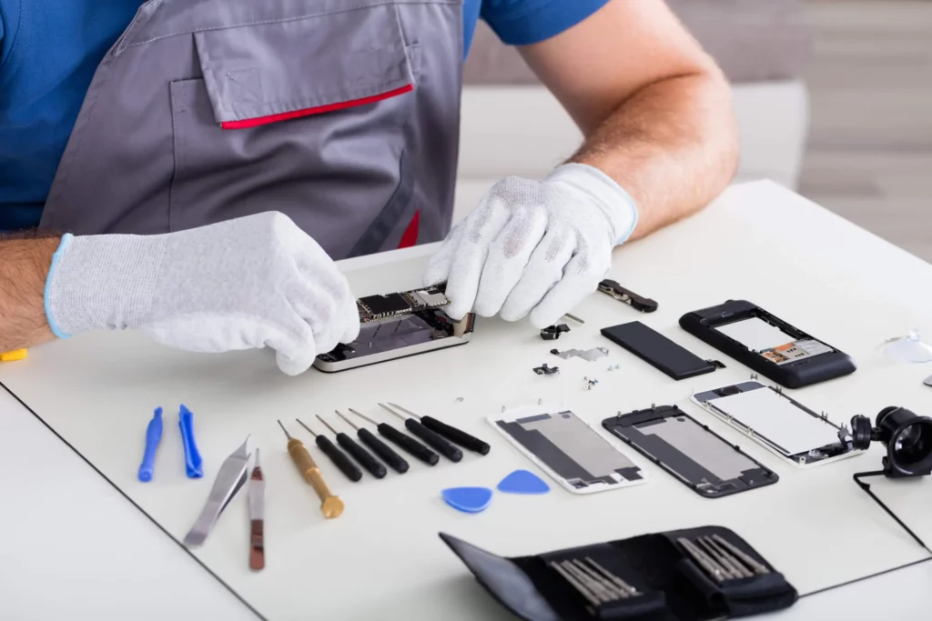 20 Ways to Repair Your iPhone Screen at Home